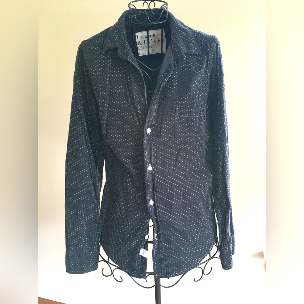 Frank & Eileen Barry cotton corduroy button down shirt